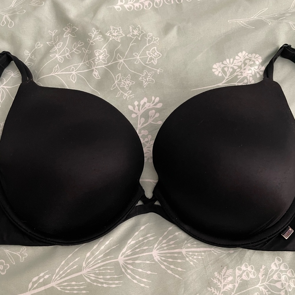 Victoria’s Secret Very Sexy Push Up Bra